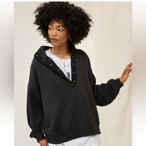 Aerie Women's O Snap! Black (Smoked Gray) Pullover Hoodie Size Medium NWT